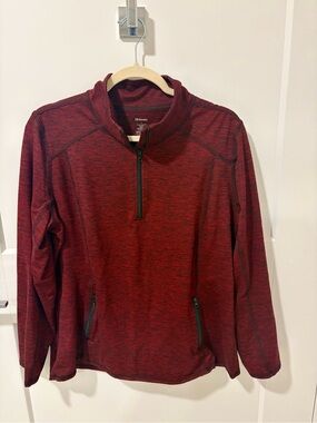DB Sunday Long Sleeve Quarter-Zip Pullover in Maroon/Black